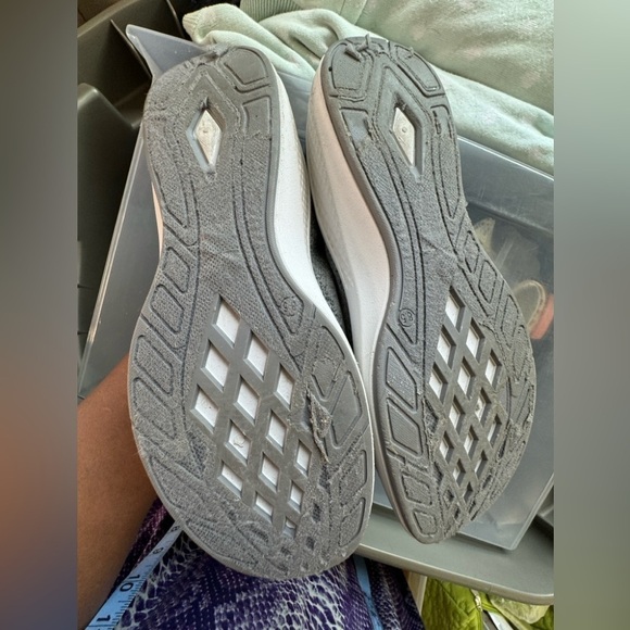 Tommy Bahama grey flint knit jogger memory foam slip on size 8.5 sneakers - Picture 5 of 9